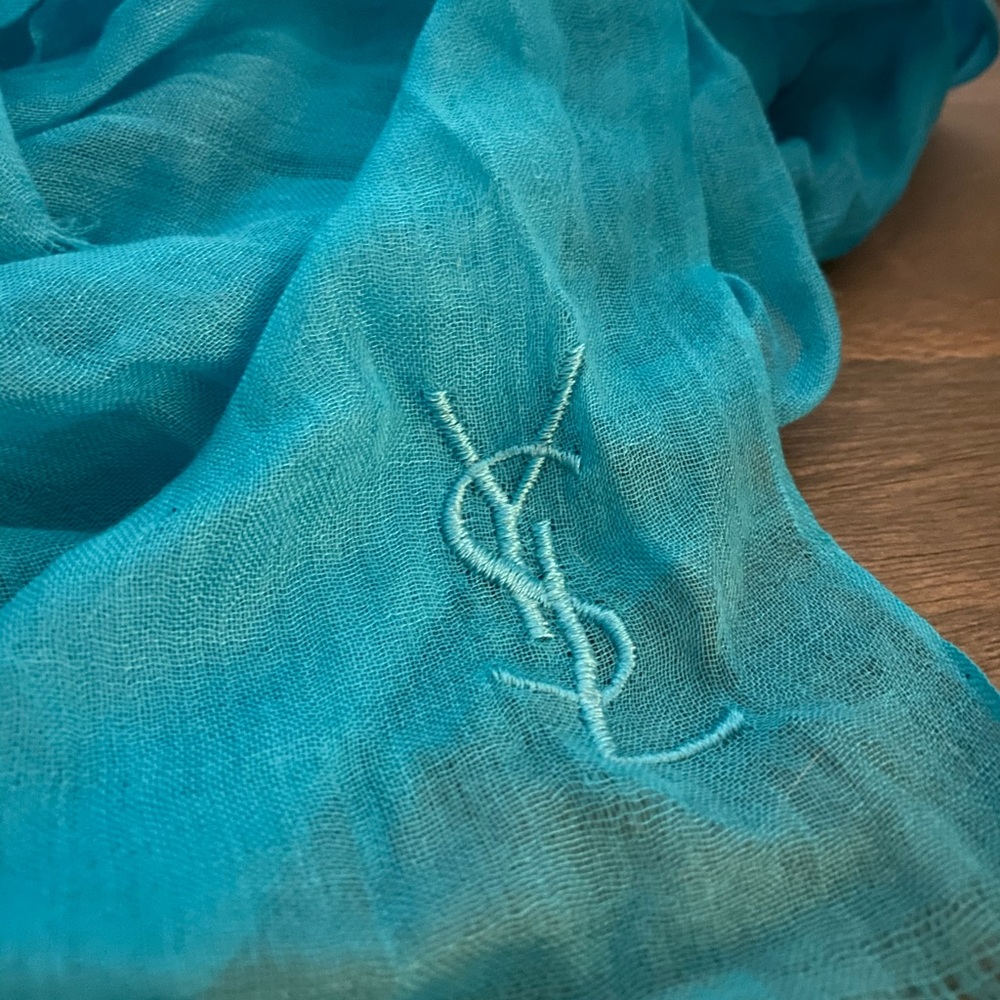 NWT YSL cashmere-model scarf